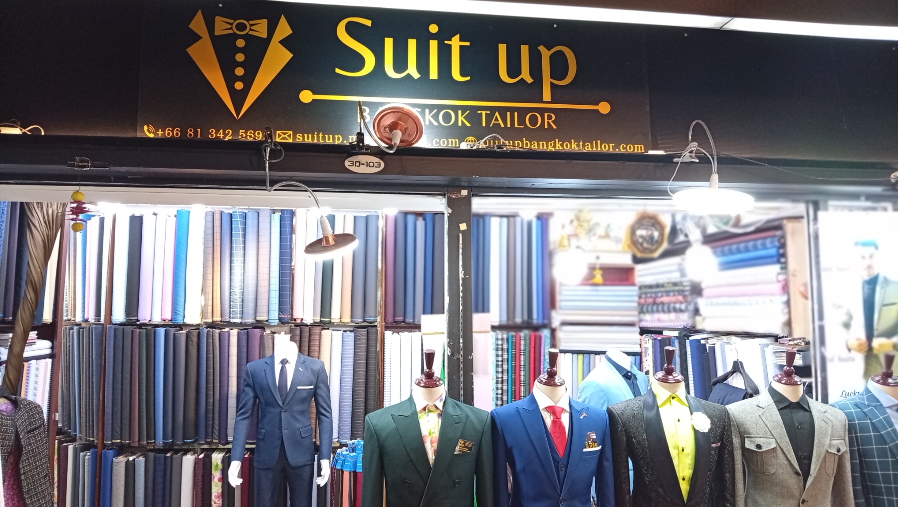 Lucky BM Suit Up Tailor Store